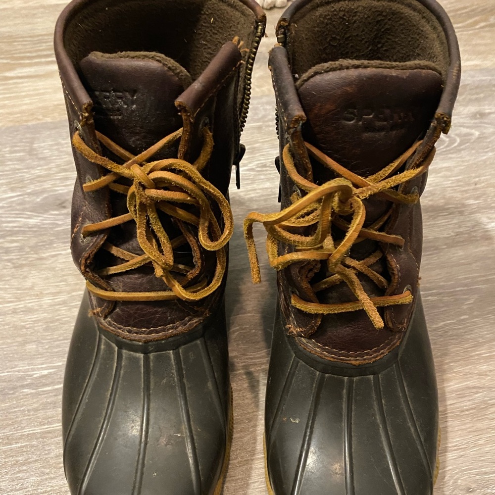 Sperry boots